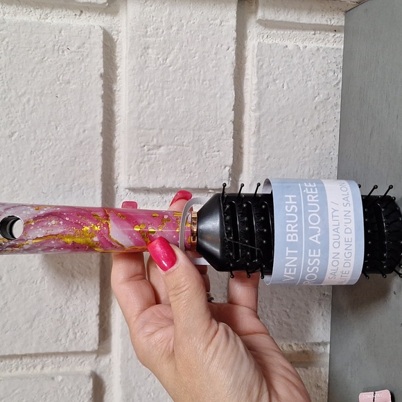 Vera Bradley Floral Pink and Yellow Wristlet & Beauty Bundle. - Picture 11 of 12